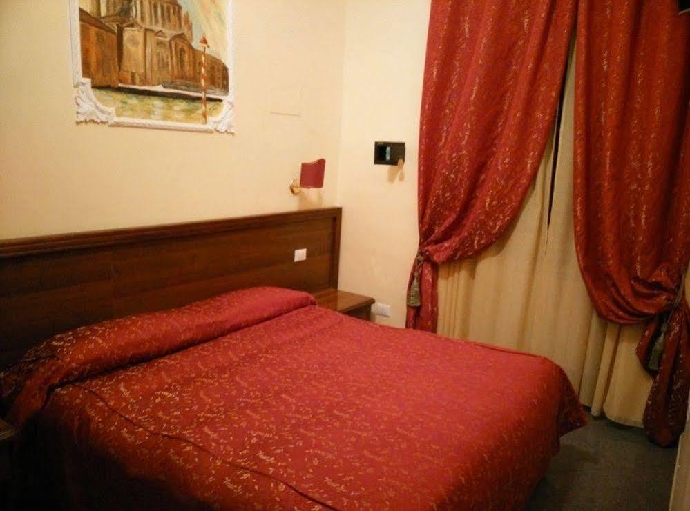 B&B Rudy Center Rome Buitenkant foto