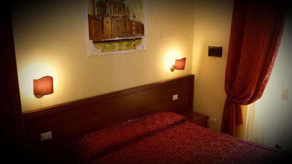 B&B Rudy Center Rome Buitenkant foto